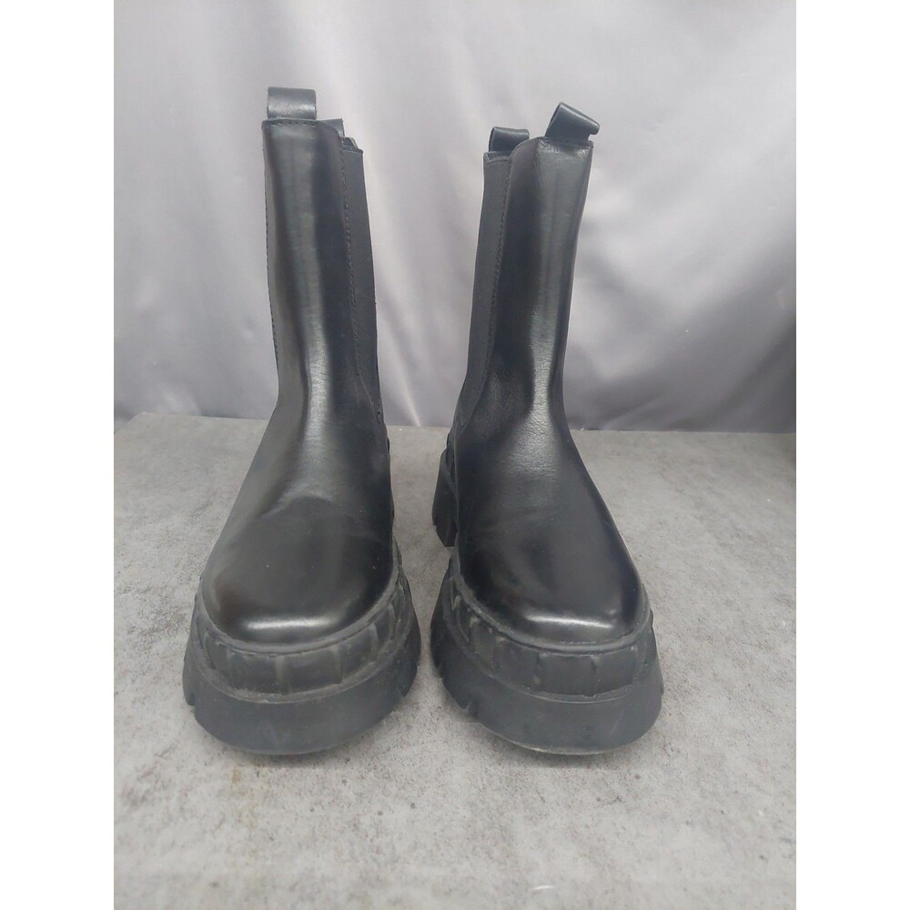 Steve Madden Black Combat Style Platform Boots Size 6.5